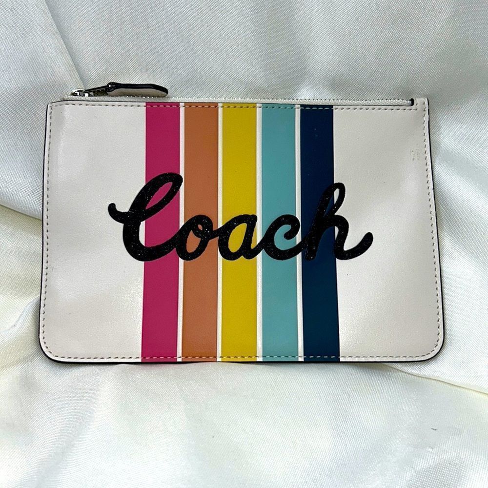 Coach Chalk Zipper pouch